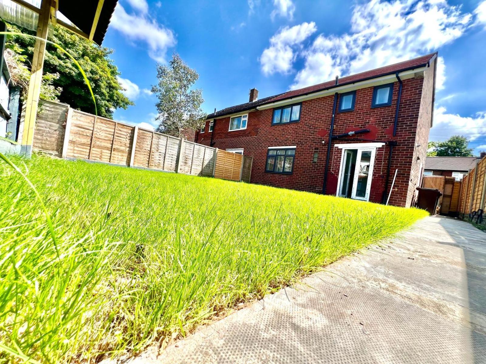 Home Away From Home Bury  Exterior photo